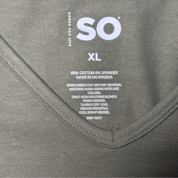 SO Olive Green V-Neck Short Sleeve Tee Women’s/Juniors Size XL NWT - Picture 4 of 4